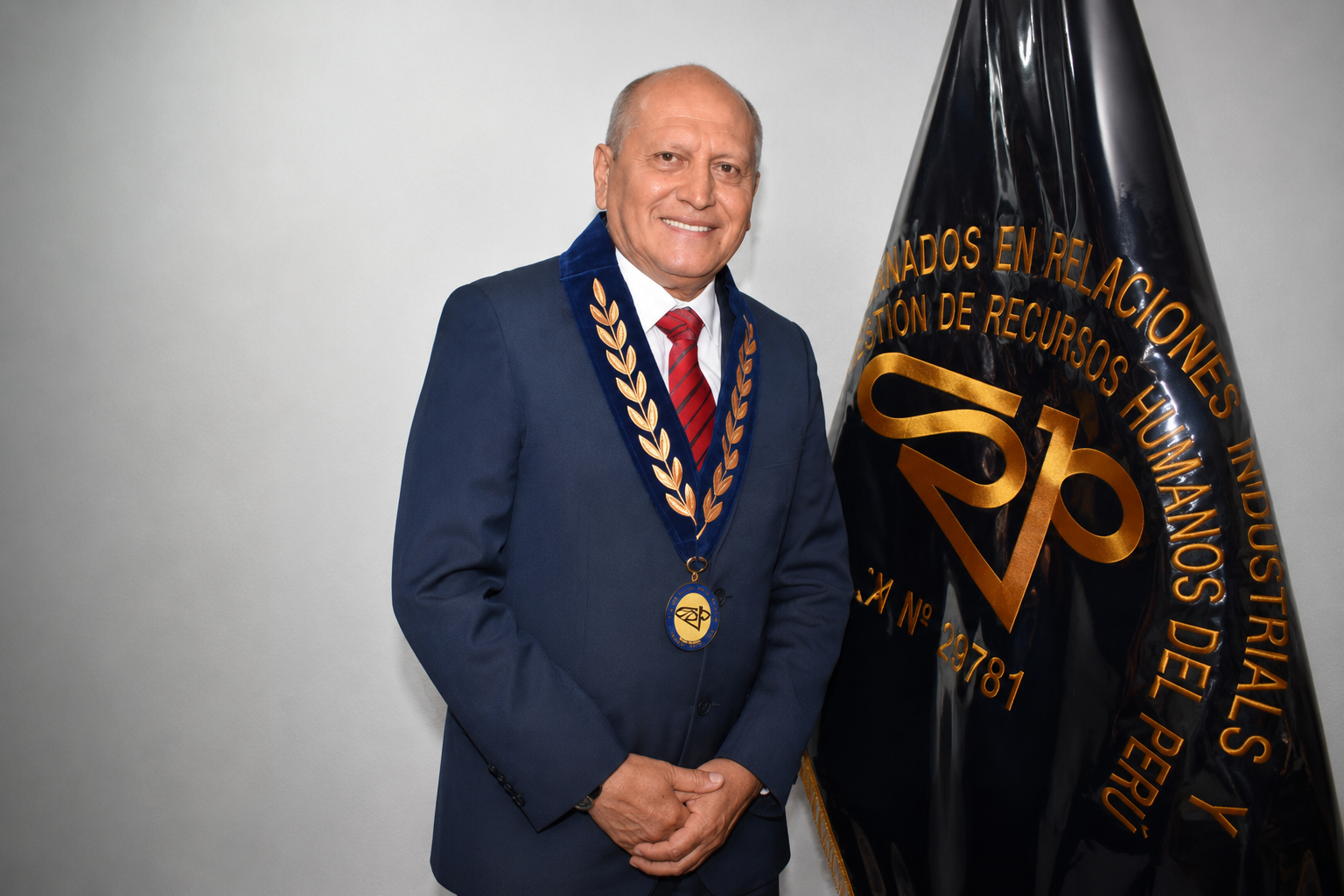 MG. CARLOS ISAAC ASENCIOS COLLAO, Director Pro Tesorero Nacional